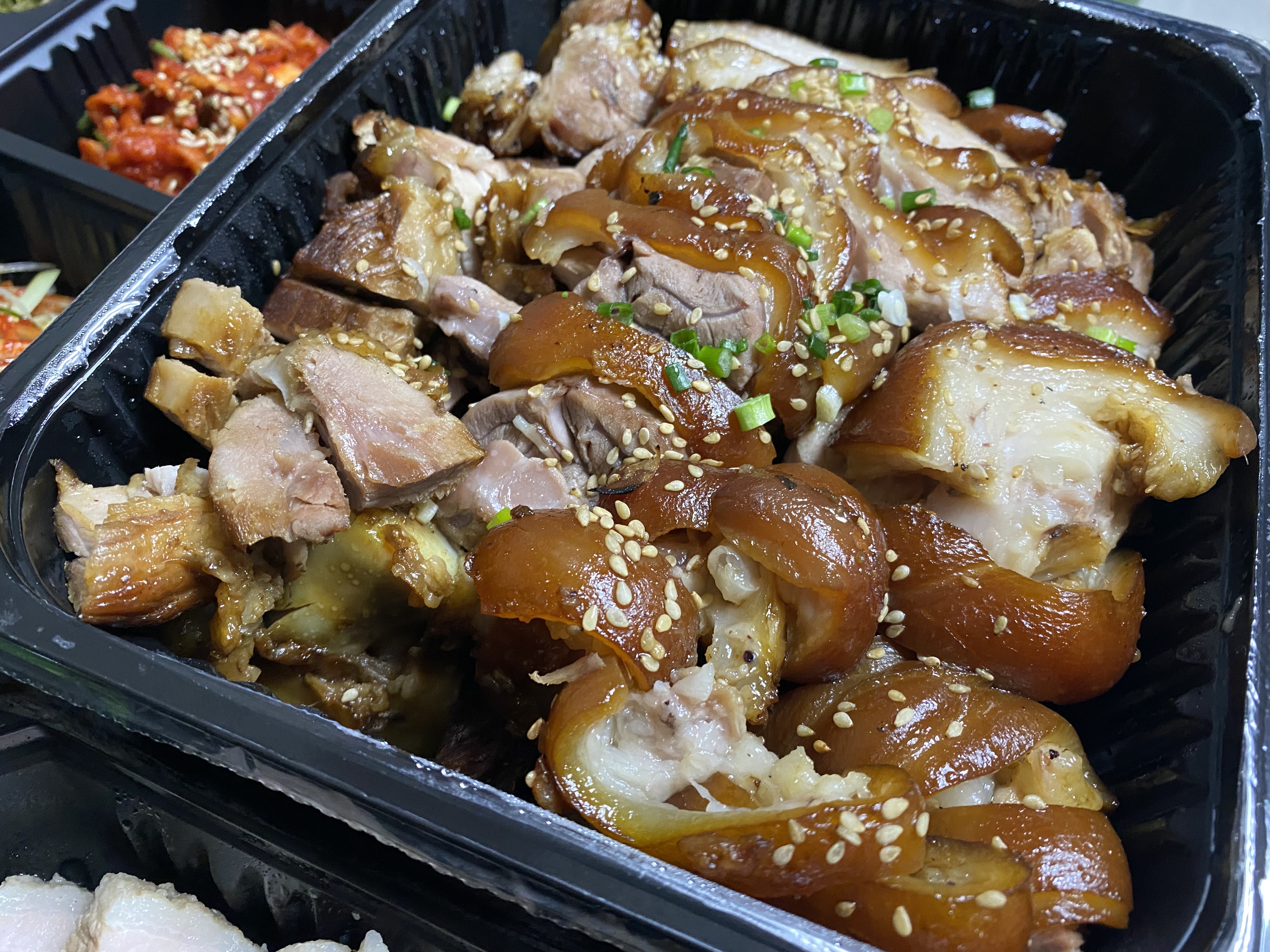 집에서 편하게 먹는 족발 보쌈 막국수 배달 세트