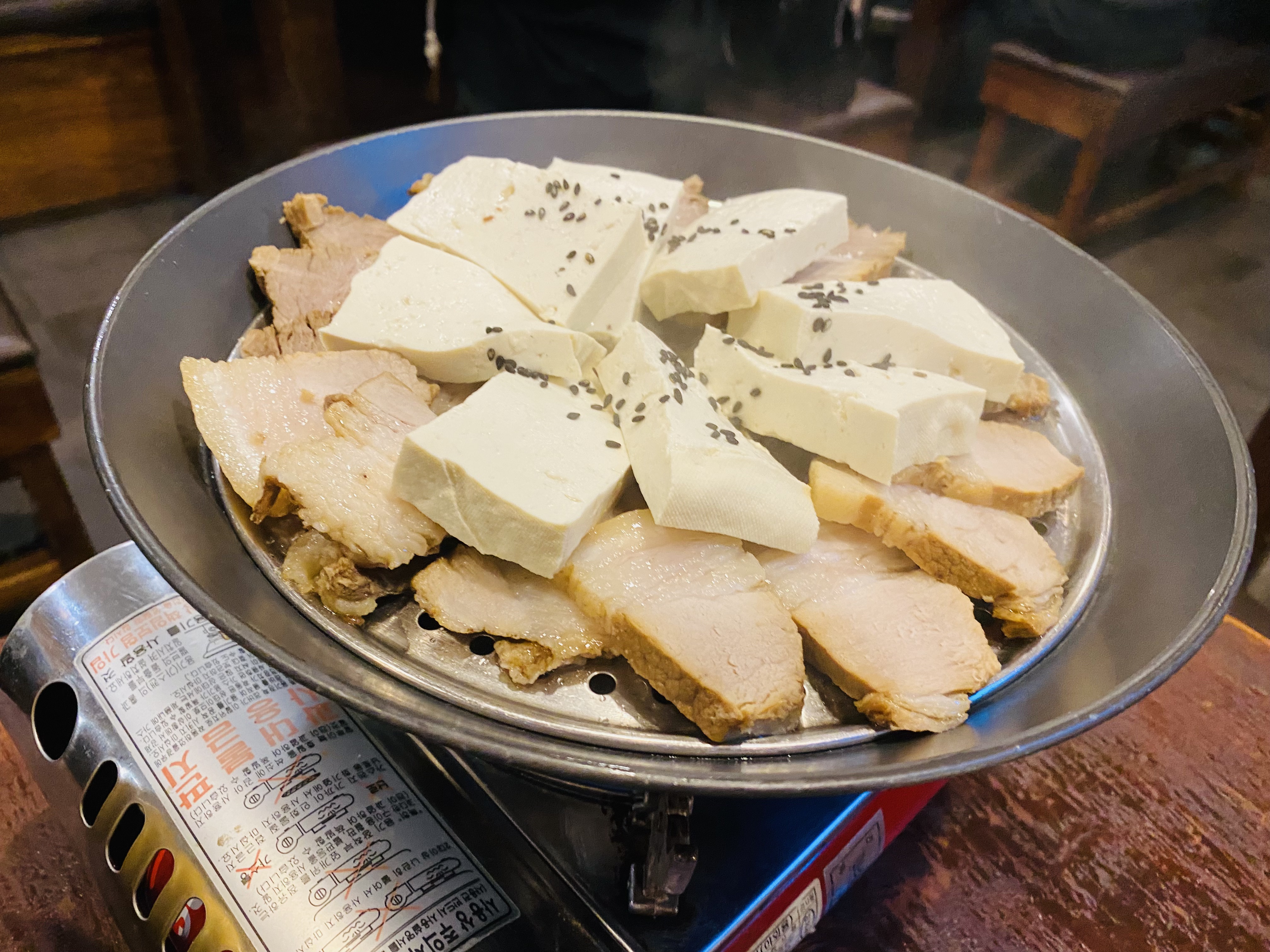 비오는날 생각나는 막걸리 수육 두부김치 신논현역 1번 출구 근처 새벽집 방문 후기