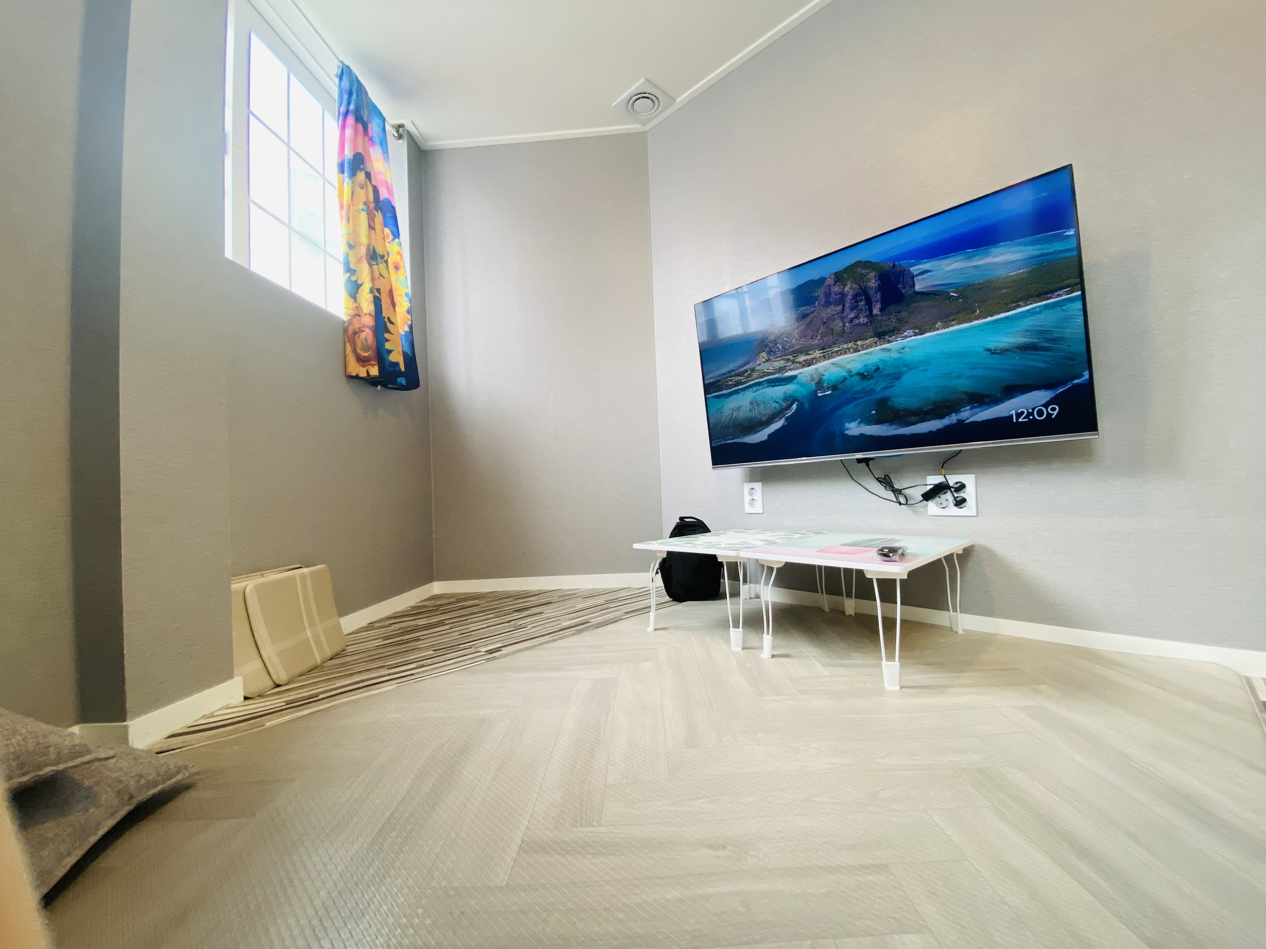 건대입구 룸카페 티파니 1번 2번 출구 바로 앞 더운날 시원한 에어컨 바람 맞으며 누워서 뒹굴거리기 최고의 장소 추천